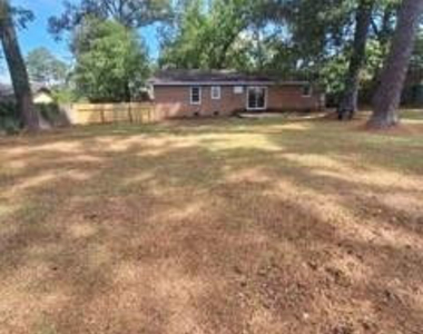 7655 Fletcher Avenue - Photo Thumbnail 12