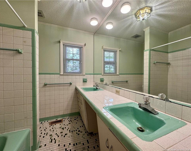 400 Harrill Street - Photo Thumbnail 17
