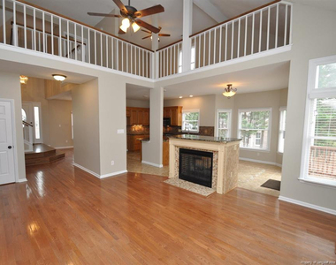 133 Cumberland Green Drive - Photo Thumbnail 16