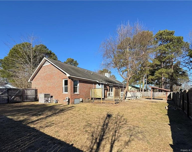 715 Prestige Boulevard - Photo Thumbnail 1