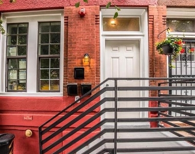 2149 N Uber Street - Photo Thumbnail 7
