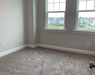 1211 Falling Rock Place - Photo Thumbnail 14