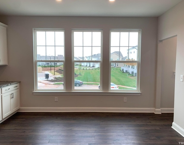 1211 Falling Rock Place - Photo Thumbnail 4
