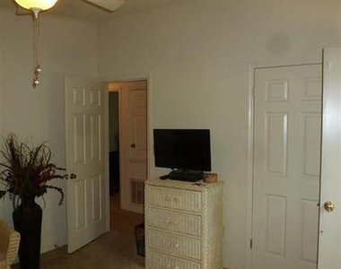 124 Oak Hill Loop - Photo Thumbnail 4