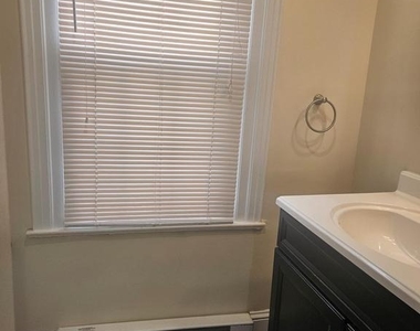 292 Keswick Avenue - Photo Thumbnail 13
