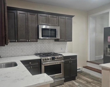 292 Keswick Avenue - Photo Thumbnail 2
