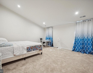 8036 Milltown Circle - Photo Thumbnail 19