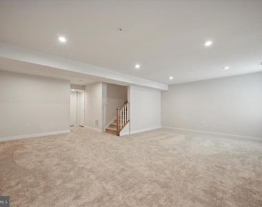 8036 Milltown Circle - Photo Thumbnail 22