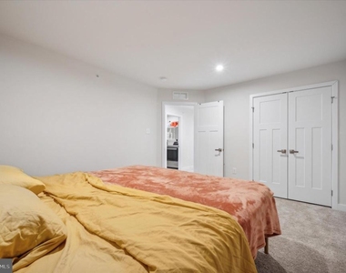 8036 Milltown Circle - Photo Thumbnail 16