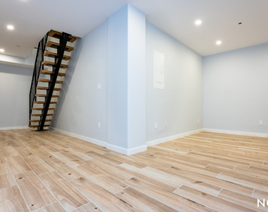 2913 Snyder Ave 11226 - Photo Thumbnail 7