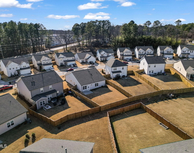 1008 Sandtrap Way - Photo Thumbnail 29