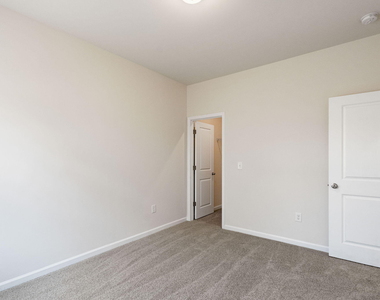 1008 Sandtrap Way - Photo Thumbnail 24