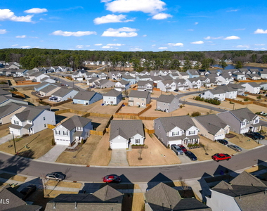 1008 Sandtrap Way - Photo Thumbnail 27