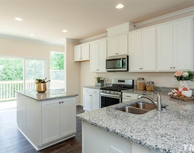 2251 Chattering Lory Lane - Photo Thumbnail 6