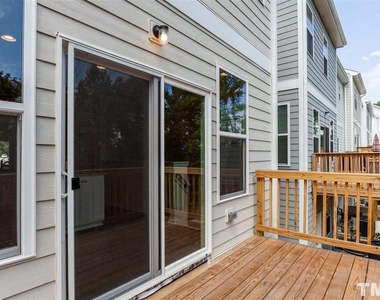 2251 Chattering Lory Lane - Photo Thumbnail 22