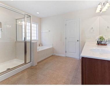 1237 Mantra Court - Photo Thumbnail 18