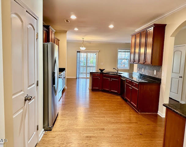 1237 Mantra Court - Photo Thumbnail 6