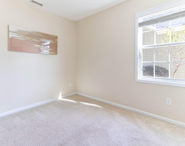 1237 Mantra Court - Photo Thumbnail 10