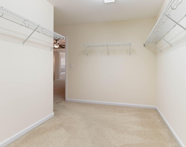1237 Mantra Court - Photo Thumbnail 21
