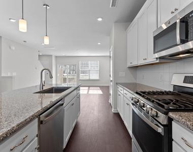 1206 Commack Drive - Photo Thumbnail 23