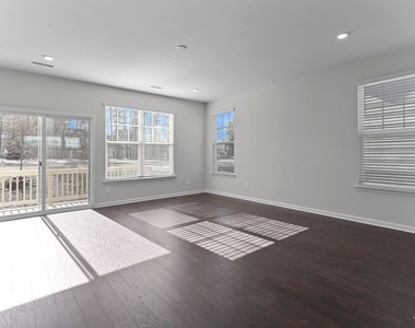 1206 Commack Drive - Photo Thumbnail 25