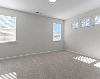1206 Commack Drive - Photo Thumbnail 27