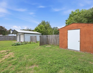 204 E H Street - Photo Thumbnail 27