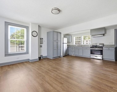 204 E H Street - Photo Thumbnail 17