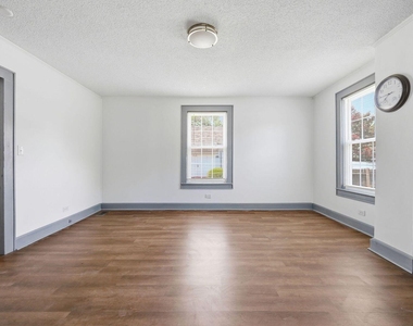 204 E H Street - Photo Thumbnail 15