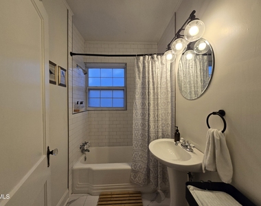 320 Wall Street - Photo Thumbnail 7