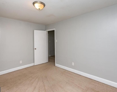 334 E Conestoga Road - Photo Thumbnail 29