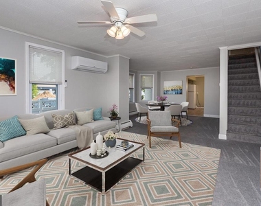 334 E Conestoga Road - Photo Thumbnail 2