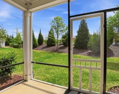814 Bristol Bridge Drive - Photo Thumbnail 3