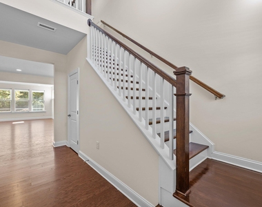 271 Begen Street - Photo Thumbnail 22