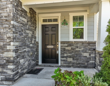 271 Begen Street - Photo Thumbnail 3