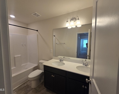 76 Saddle Oaks Lane - Photo Thumbnail 18