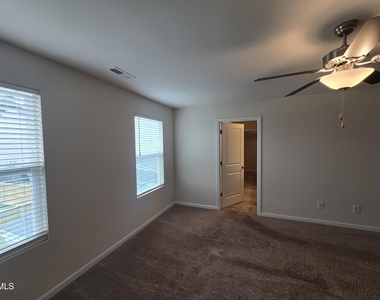 76 Saddle Oaks Lane - Photo Thumbnail 11