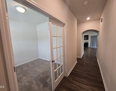 76 Saddle Oaks Lane - Photo Thumbnail 1