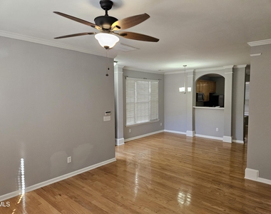 5714 Clearbay Lane - Photo Thumbnail 4