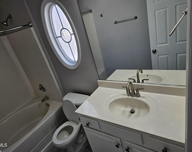 5714 Clearbay Lane - Photo Thumbnail 15