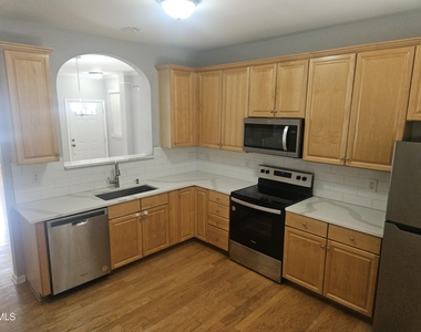 5714 Clearbay Lane - Photo Thumbnail 6