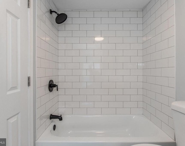 647 Spruce Street - Photo Thumbnail 13