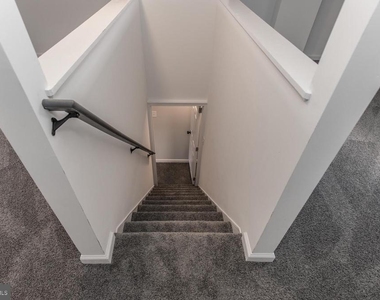 647 Spruce Street - Photo Thumbnail 26