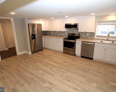 538 Durham Road - Photo Thumbnail 3
