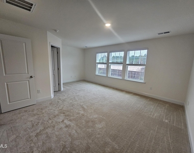 48 Bloodroot Street - Photo Thumbnail 19