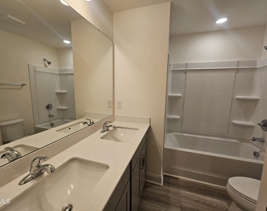 48 Bloodroot Street - Photo Thumbnail 15