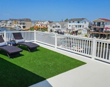 1386 Paul Boulevard - Photo Thumbnail 30