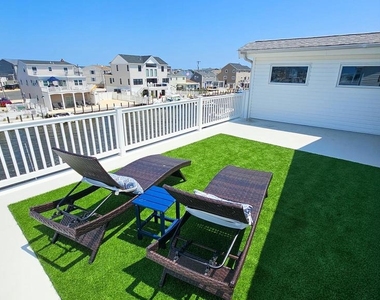 1386 Paul Boulevard - Photo Thumbnail 33