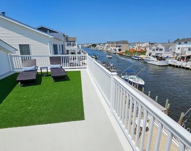 1386 Paul Boulevard - Photo Thumbnail 31