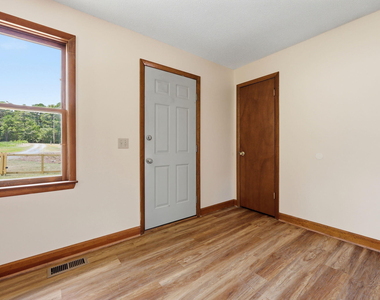 763 Tingen Road - Photo Thumbnail 29